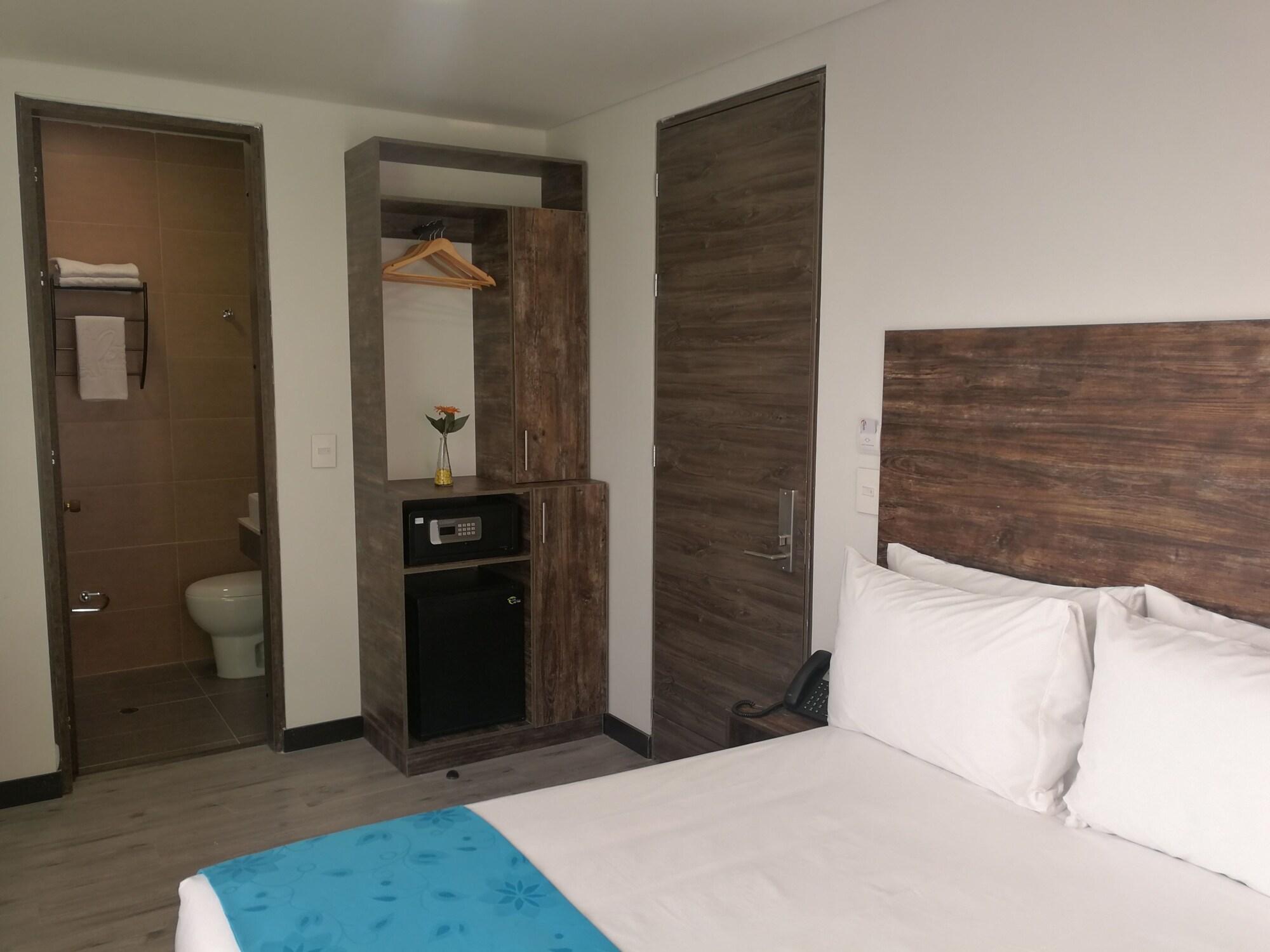 Paris Hotel Bogotá Extérieur photo